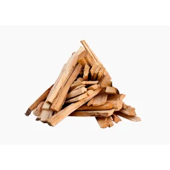 Anzündholz im Karton