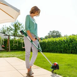 Bosch Akku-Rasentrimmer UniversalGrassCut 18V