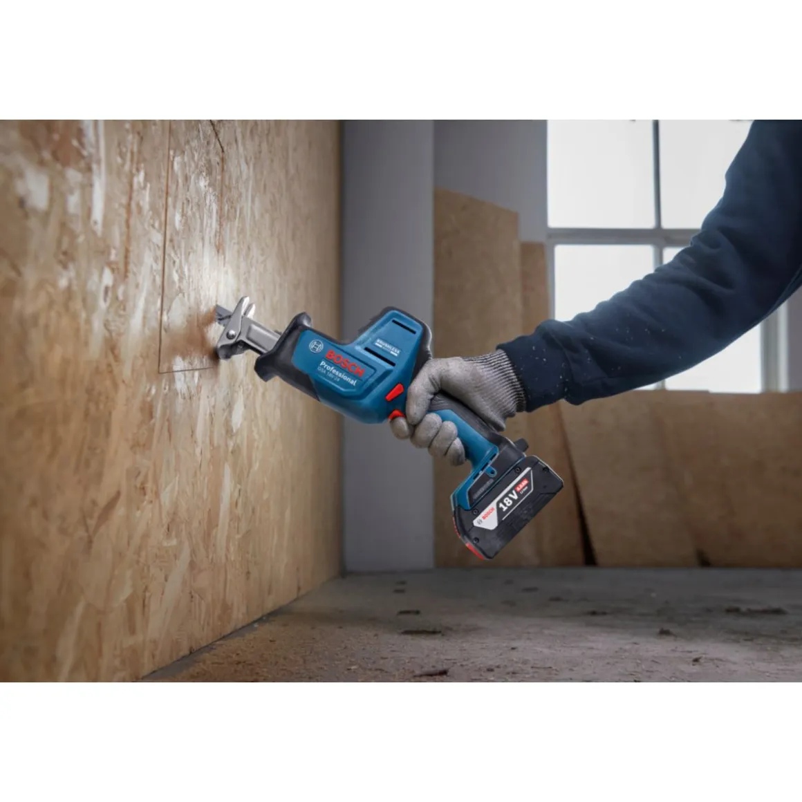 Bosch Professional Akku-Säbelsäge GSA 18V-24
