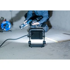 Brennenstuhl Mobiler LED Strahler JARO 4060 M 30W