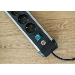 Brennenstuhl Premium-Alu-Line Steckdosenleiste 6-fach