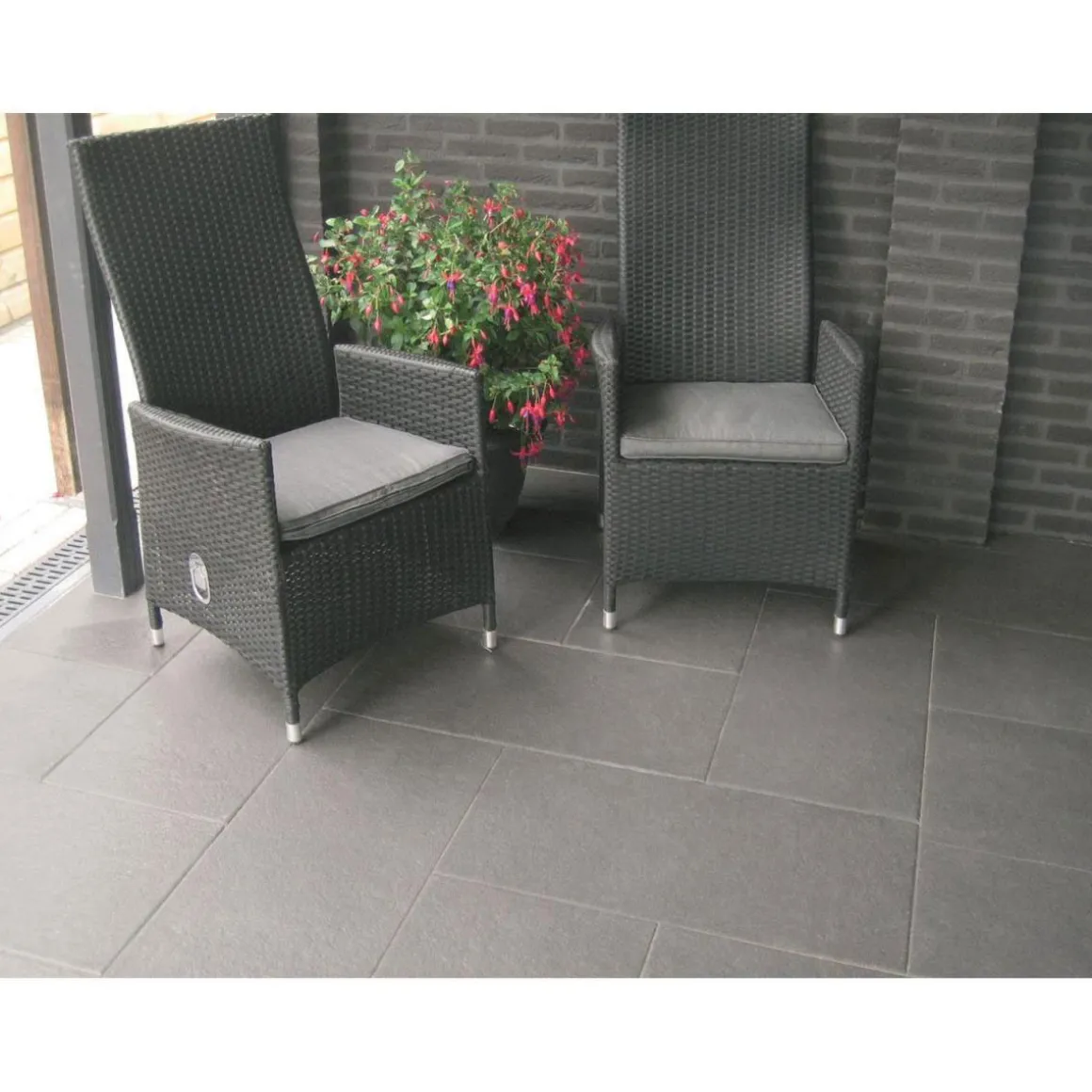 Diephaus Terrassenplatte No.1 Diamant 80 x 40 cm Schwarz-Basalt