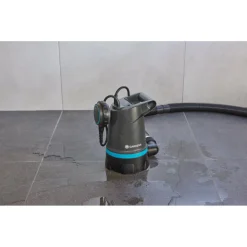 Gardena Klarwasser-Tauchpumpe 20000 BASIC 20.000 l/h mit Schwimmschalter