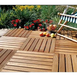 Holz-Klickfliese Bangkirai braun 50 x 50 cm