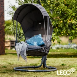 Leco Hängeschaukel mit gemütlichen Polstern und integriertem Sonnendach