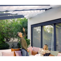 Palram Canopia Stockholm Terassenüberdachung Jalousien 3,4x5,2 m weiß