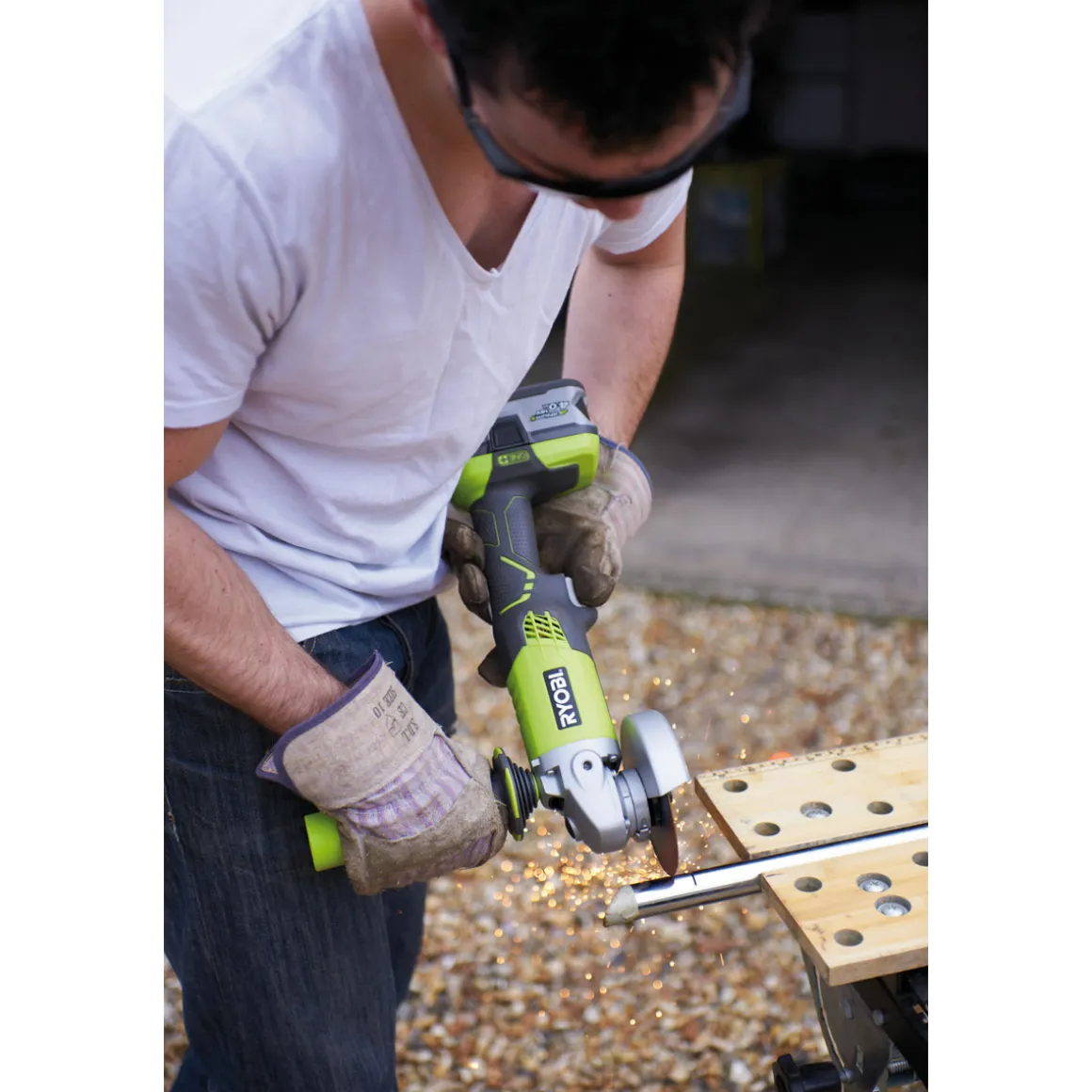 Ryobi Akku-Winkelschleifer R18AG-0 ohne Akku und Ladegerät